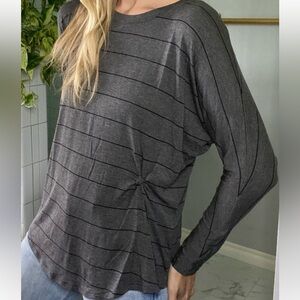 Banana Republic Preppy Striped Long Sleeve T-Shirt hip knot size medium casual